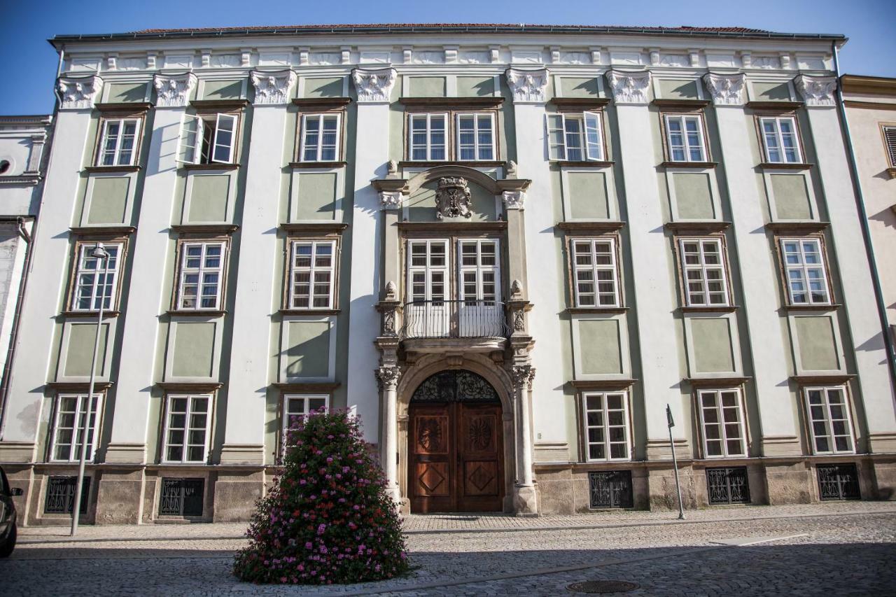 Althansky Palac Znojmo Exterior foto